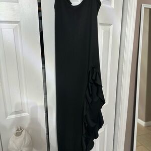 Elegant Black Backless Dress